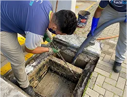 Desentupimento de esgoto